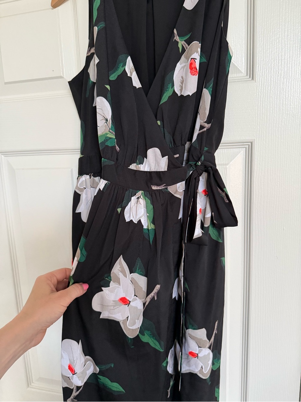 Banana Republic Floral Black White Midi Dress Size 4 - Picture 8 of 8